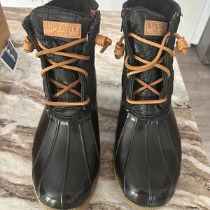 Black Sperry Women's size  9 1/2 Duck boot.   New without tags